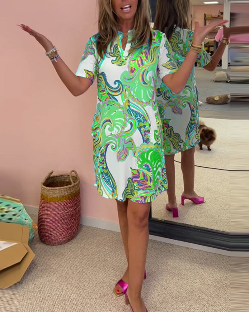 Elegantes Kleid mit Druck