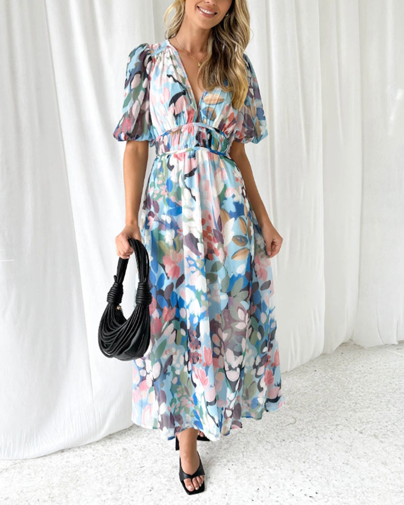 Elegant blomstret kjole