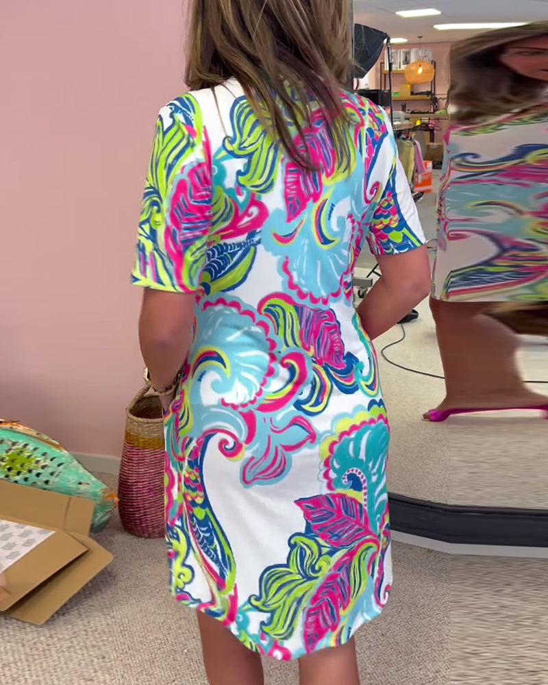 Elegantes Kleid mit Druck