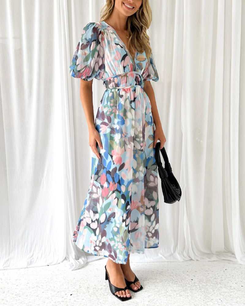 Elegant blomstret kjole