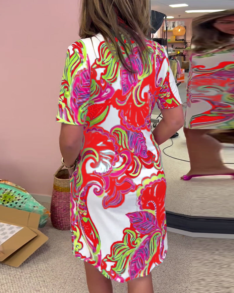 Elegantes Kleid mit Druck