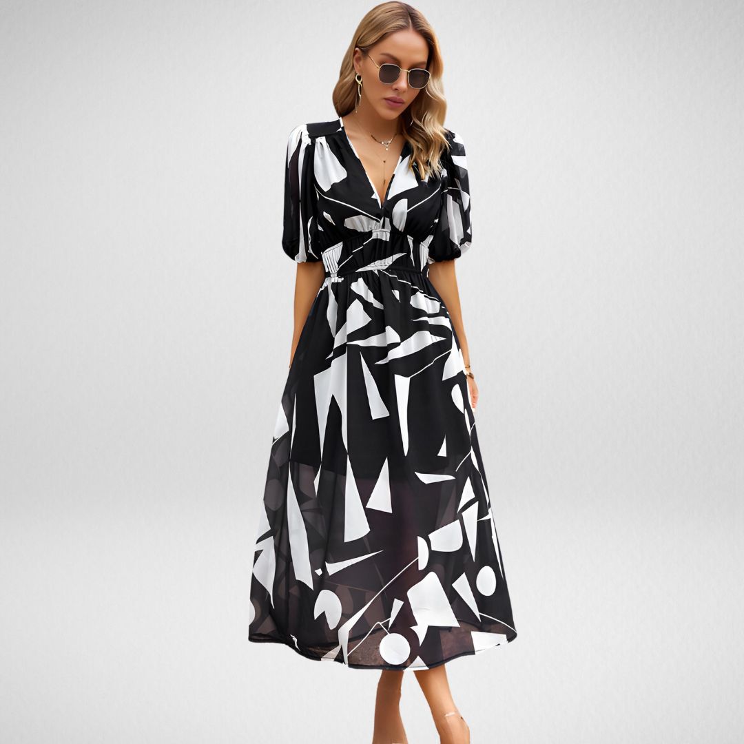 Charmantes Kleid mit V-Ausschnitt