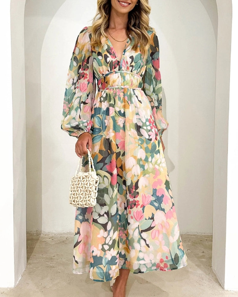 Elegant blomstret kjole