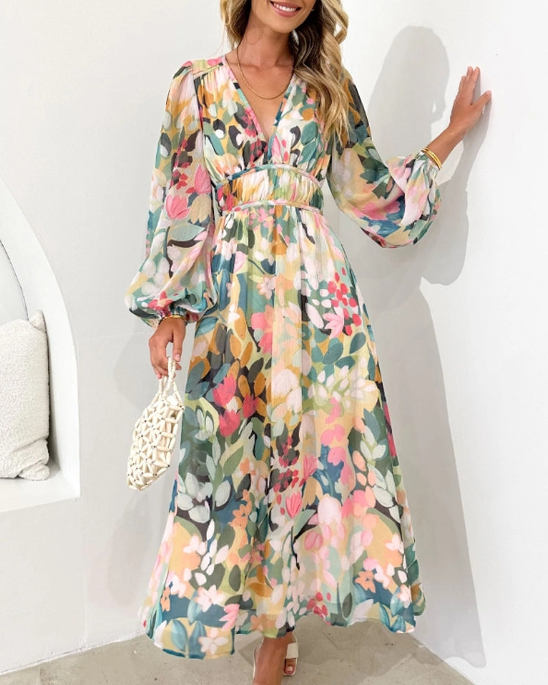 Elegant blomstret kjole