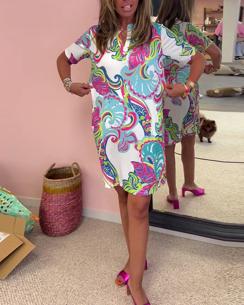 Elegantes Kleid mit Druck
