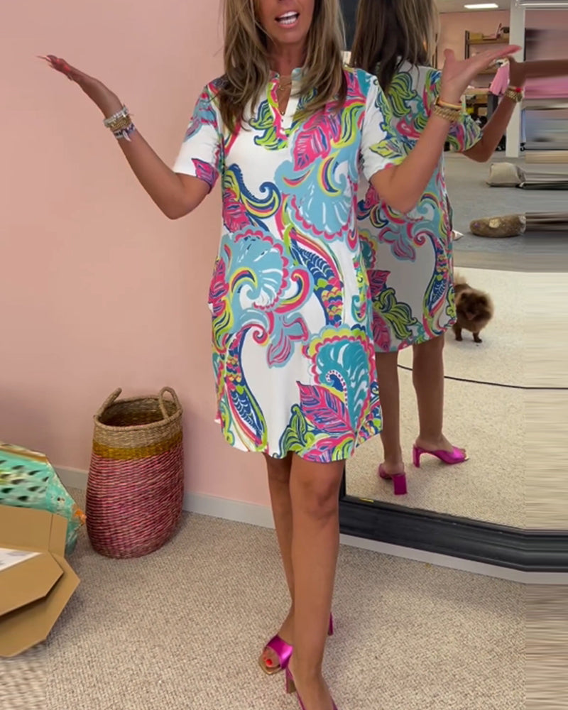 Elegantes Kleid mit Druck